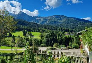 Brandnerhof – Ferienwohnung Hoher Göll, 140 qm für 5 Personen, 3 sep. Schlafzimmer