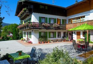 Ferienwohnung Haus Rosenbichl GbR – Maisonette-Ferienwohnung West, 2-5 Personen, 82 qm, 2 SZ, Balkon, Nichtraucher