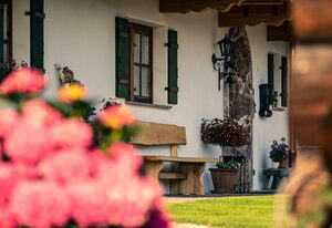 Untergrünsteinlehen – Ferienwohnung Kehlstein, 55 qm, 1-2 Personen, 1 separates Schlafzimmer, Wohn- Esszimmer, Bad, Balkon