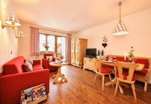 Landhaus Exclusiv – Ferienwohnung 3 - Süd- und Ostbalkon
