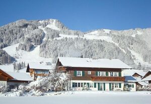 Landhaus Exclusiv – Ferienwohnung 3 - Süd- und Ostbalkon