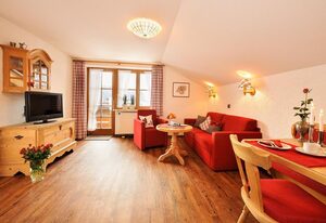 Landhaus Exclusiv – Ferienwohnung 3 - Süd- und Ostbalkon