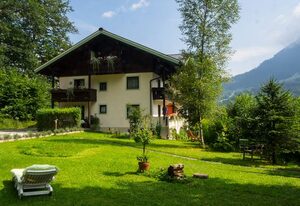 BioPension Krennleiten – Einzelzimmer Kingsize-Doppelbett Etagendusche/WC Balkon