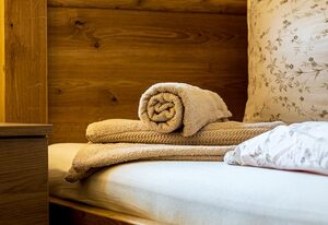Haus Lärche – Ferienwohnung Jenner für 1-2 Personen, 1 separates Schlafzimmer, Wohnküche, Bad mit Dusche/WC, Balkon