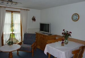 Fewo Ellen – Ferienwohnung Alpenveilchen,1-2 Personen, 42 qm, Terrasse mit Berglick