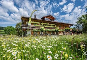 AlpenFerienLandhaus Müller – Ferienwohnung Mittagblick