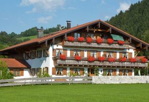 AlpenFerienLandhaus Müller – Ferienwohnung Mittagblick