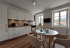 AlpenLodge Berchtesgaden – Ferienwohnung 2, 80qm mit Balkon und Bergblick