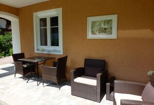 Haus Irlinger – Apartment Studio Haus Irlinger, für 2 Personen, 28 qm, mit Terrasse und Liegewiese