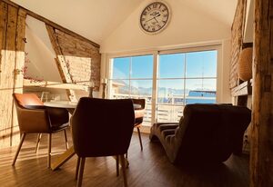 Penthouse im Dachgeschoss und Kleine Auszeit