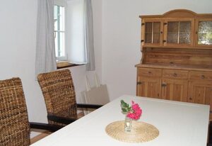 Landhaus Perllehen – Ferienwohnung Nr.2, 70 qm für 1-3 Personen, mit einem Schlafzimmer und Balkon