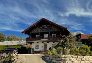 Ferienwohnung Lindenhügl – Ferienwohnung 55qm für max. 4 Personen mit Balkon