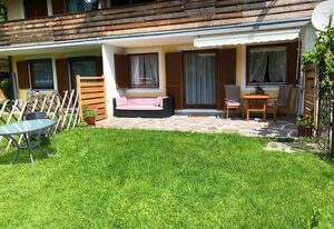 Alpen-FeWo – Ferienwohnung 1 bis 2 Personen, 42 qm, Wohn- und Schlafraum kombiniert, Terrasse