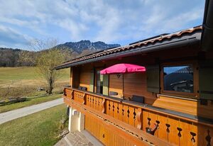 Alpenblick Untersberg – Ferienwohnung mit zwei separaten Schlafzimmern 75 qm