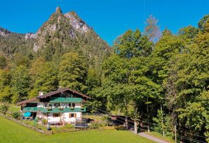 Ferienwohnung Haus Seeblick am Königssee – Wohnung Kahlersberg mit separatem Schlafzimmer, Küche, Wohnzimmer, Bad mit Badewanne, Dusche, WC
