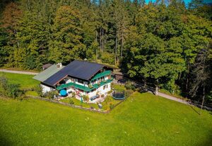 Ferienwohnung Haus Seeblick am Königssee – Wohnung Kahlersberg mit separatem Schlafzimmer, Küche, Wohnzimmer, Bad mit Badewanne, Dusche, WC