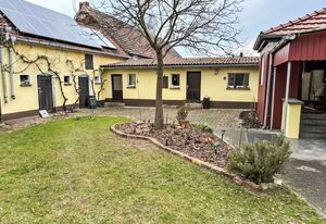 Mit großem Garten