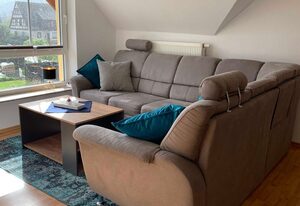 Ferienwohnung Pusteblume – 2 Schlafzimmer, Küche, Wohnzimmer, Bad, Balkon