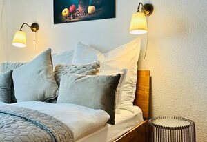 AyCatcherHomes - Luna Boutique Duplex Apt 3BR 2BA 7G Old Town Marburg