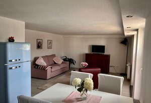 Charmante Einliegerwohnung, 3 Zimmer in ruhiger Wohnlage,  60qm, mit gemütlicher Südterrasse