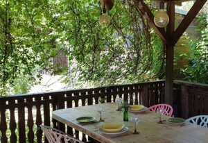 in Atzenhain mit Großer Terrasse