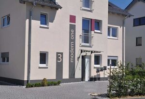 modern-one | Ansprechende Wohnung m. großzügigem Raumangebot – Komfortable Apartmentwohnung mit Balkon