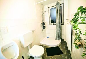 Monteurswohnung Kassel Ferienwohnung Kiwi Parkplatz Küche 1- 4 Personen EG Modern
