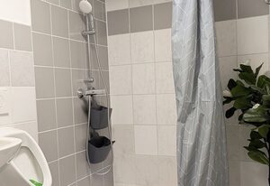 Ferienwohnung Orange 1.OG Kassel: 1-4 Betten | Zentral & Ruhig | 3 Min. zur Tram und Zug