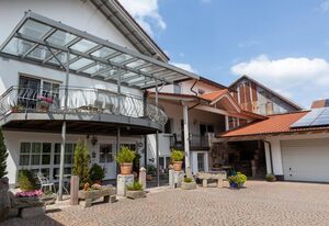Ferienwohnung Reesberg-Stube – Ferienwohnung mit Balkon (93 qm)