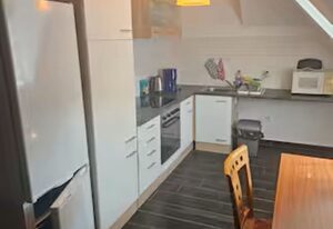 Schöne Vollausgestattete Monteurs- Gästewohnung in der Gartenstadt Leuna und nähe Geiseltalsee / 2209
