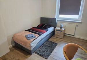 Voll ausgestattete Monteur- Ferienwohnung direkt an der Raffinerie Leuna