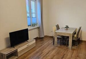 Schöne Vollausgestattete Monteurs- Gästewohnung in der Gartenstadt Leuna und nähe Geiseltalsee / 2202