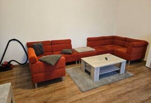 Schöne Vollausgestattete Monteurs- Gästewohnung in der Gartenstadt Leuna und nähe Geiseltalsee / 2202