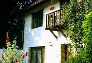 Ferienwohnung "Am Geiseltal" Tal der Bienenfresser – Barrierefreie Ferienwohnung für max. 2 Personen