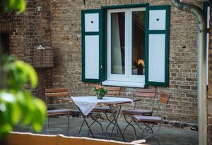 Apartmenthaus Kaiser Friedrich – Kutscherhaus 2-Pers.-Apartment mit eigenem Gartenzugang
