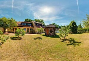 FRITZ Aparthotel Potsdam – Apartment (2-6 Personen), DU/WC, Küchenzeile, 1 komb. Wohn-, Schlafraum, 1 sep. Schlafraum