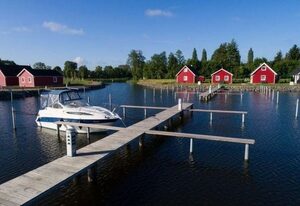 Skandinavisches Ferienhaus 2. Reihe zum Wasser für 6 Personen
