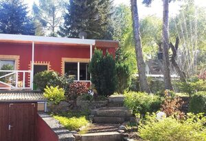 mit Garten, Grill und Terrasse