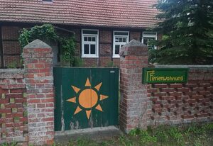 Alte Schule Nausdorf – Ferienwohnung mit 53 qm, 1 Schlafzimmer, 1 Wohn-/Essbereich, max. für 2 Personen