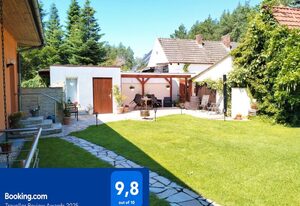 Ferienwohnung Am Waldesrand - Garten, Terrasse, Grill, Luftkühler, Massagesessel, Kinderspielecke, Spielekonsole