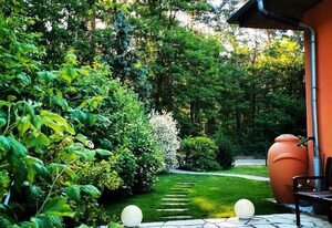 Ferienwohnung Am Waldesrand - Garten, Terrasse, Grill, Luftkühler, Massagesessel, Kinderspielecke, Spielekonsole