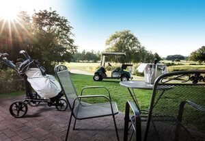 GolfResort Semlin am See – Golfblick Einzelzimmer mit Du oder Bad, WC, Frühstück und Abendessen
