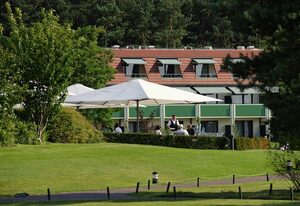 GolfResort Semlin am See – Golfblick Einzelzimmer mit Du oder Bad, WC, Frühstück und Abendessen