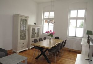 Alt-Berliner Schwanenhof Ferienwohnung EG links