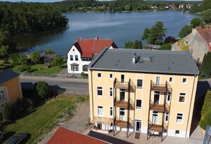 Alt-Berliner Schwanenhof Ferienwohnung EG links