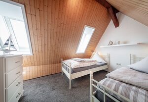 "Villa Anker" Dachgeschoss - links