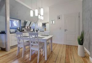 "Villa Anker" 1 Etage - rechts