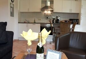 Ferienhaus Südstrand**** mit Blick bis zur Ostsee, inkl. Schwimmbadnutzung und Sauna