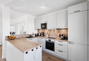 Rügenzauber &ndash; Reetdachhaus mit Sauna u. Kamin | Strandnähe | Garten