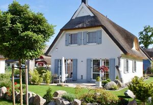 Traum Reethaus am Meer &ndash; mit Pool, Sauna & Yoga